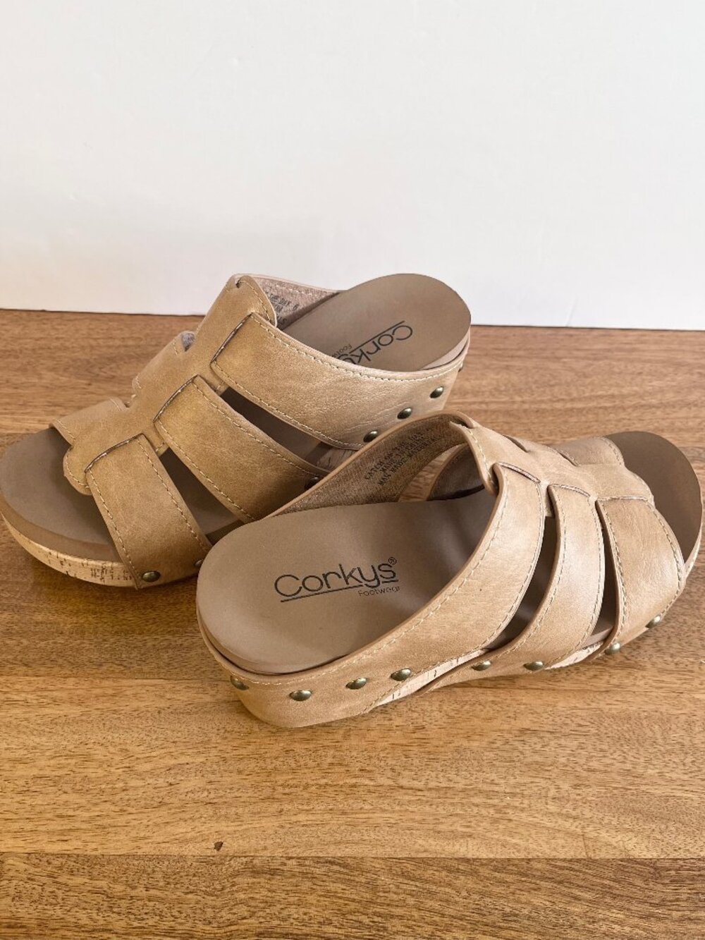 NEW! Corky's "Catch Of The Day" Cork Wedge Sandal Comfort Platform Camel/Tan 6 - Picture 2 of 13